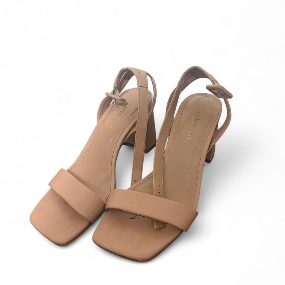 Madden-girl Women's Tan and Brown Sandals
